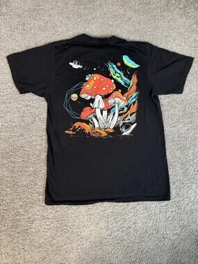 Miken Shirt Mens M Black Mushroom Graphic Crew Neck Cotton Jersey Tagless Summer